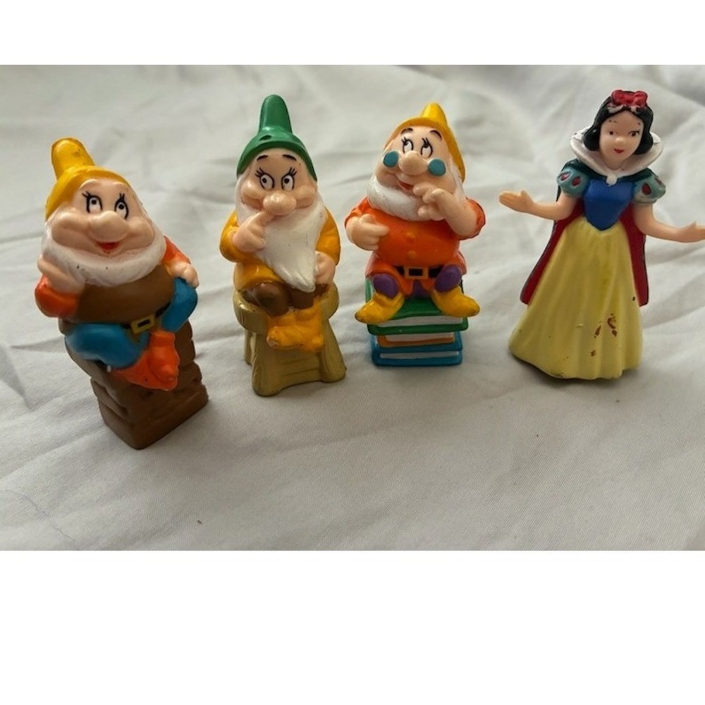 Disney Snow White Seven Dwarfs Prince Figurine Lot Mattel 1993 Vintage PVC Toys
